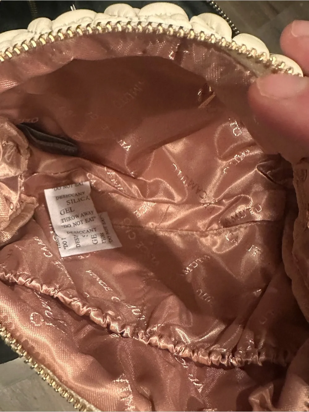 Vince Camuto Cream Quilted Woven Cosmetic Makeup Bag Gold Zip Luxe Travel Pouch